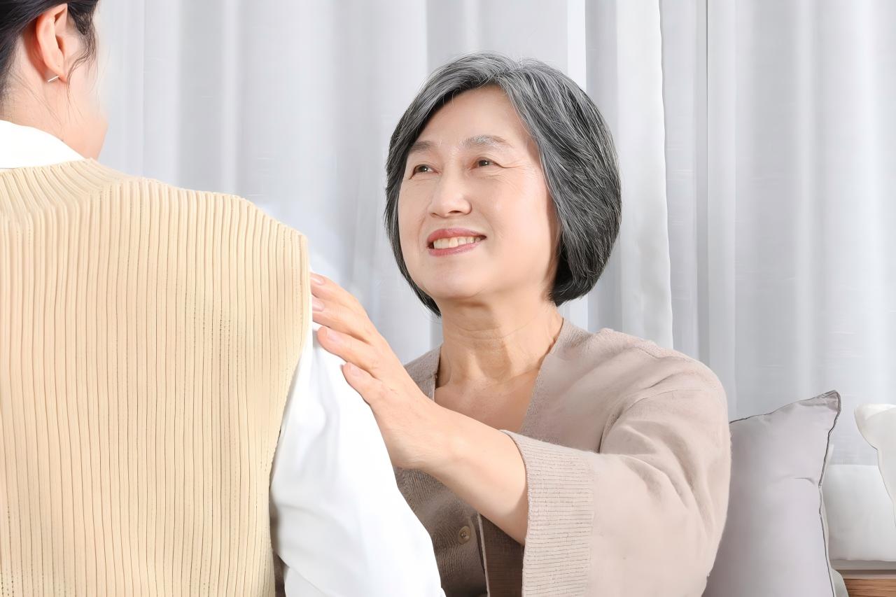 老人陪护服务