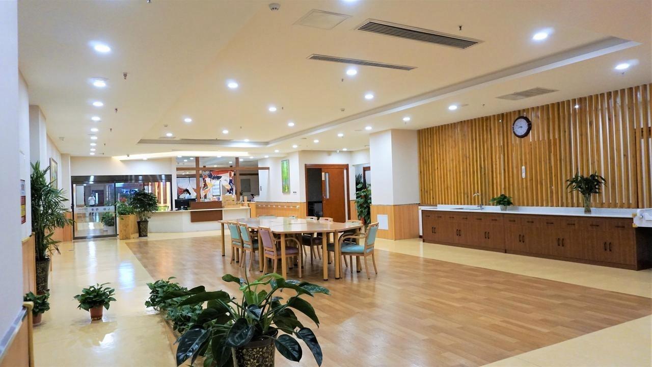 社区家政服务新模式能否破解传统家政痛点？行业现状深度解析